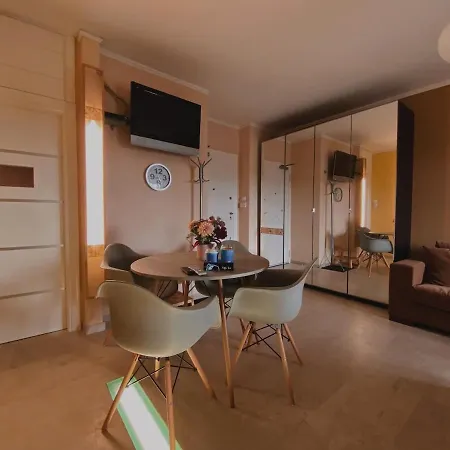 Einstein Apartment *