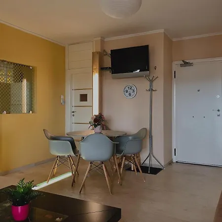 Einstein Apartment *